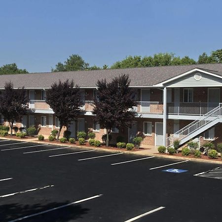 Affordable Corporate Suites - Lynchburg Exterior photo